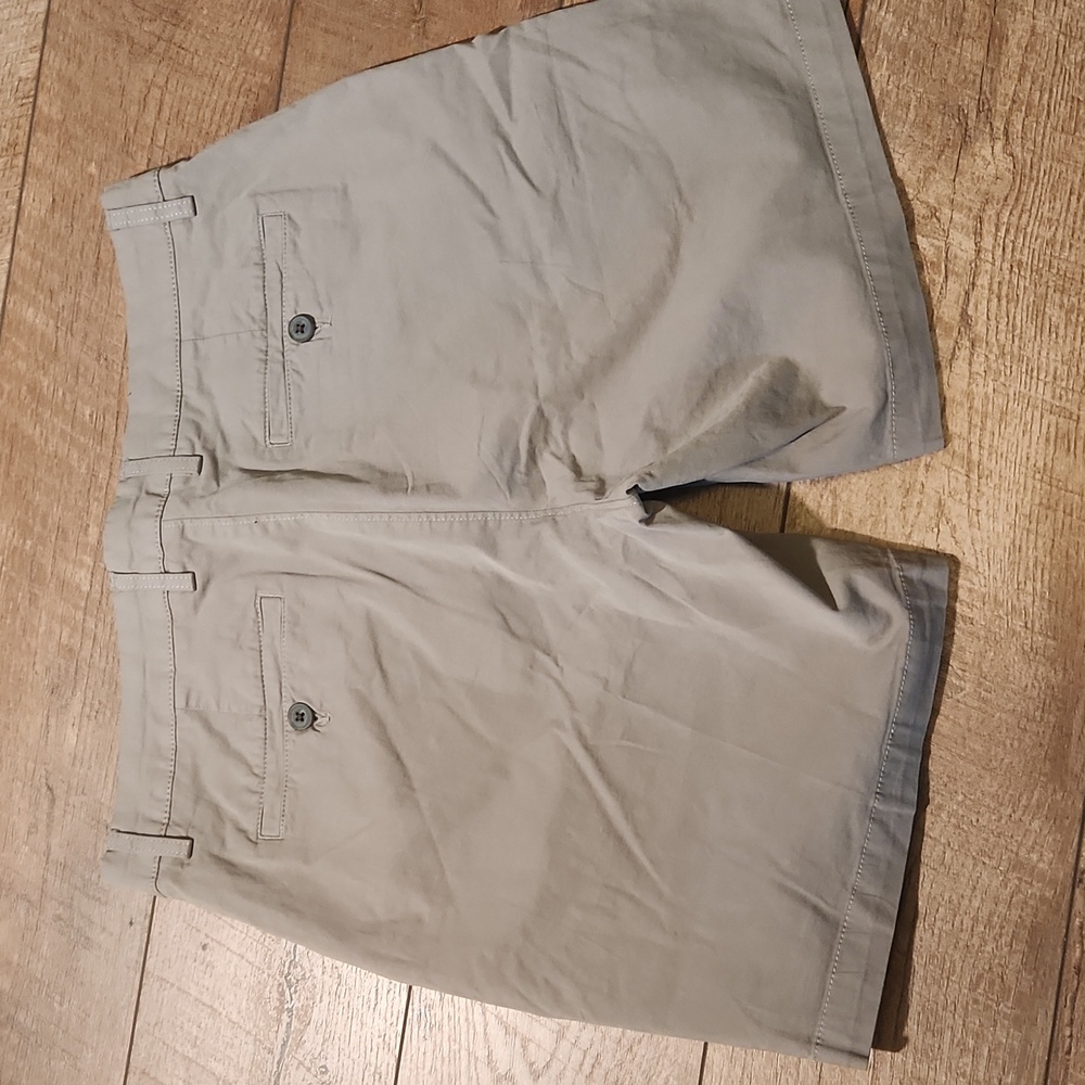 Goodthreads Flat Front Shorts - Picture 2 of 9